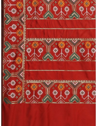 KAPAAHA Woven Dil Patola Saree (Dark Green)